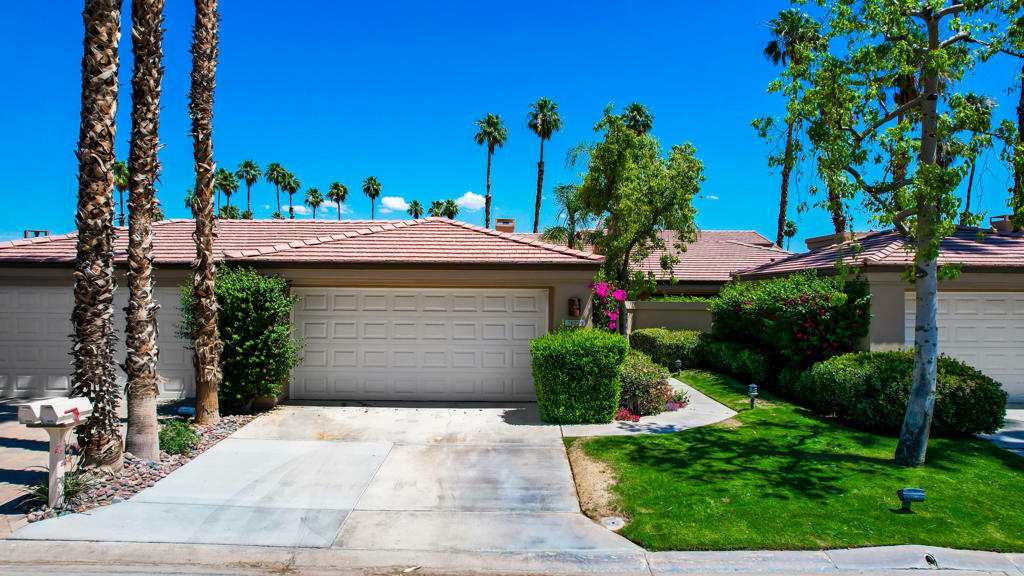 Property Photo:  76226 Poppy Lane S  CA 92211 