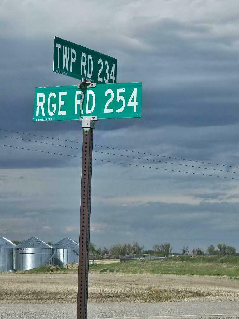 Range Road  253  Rural Wheatland County AB T1P 0Z1 photo