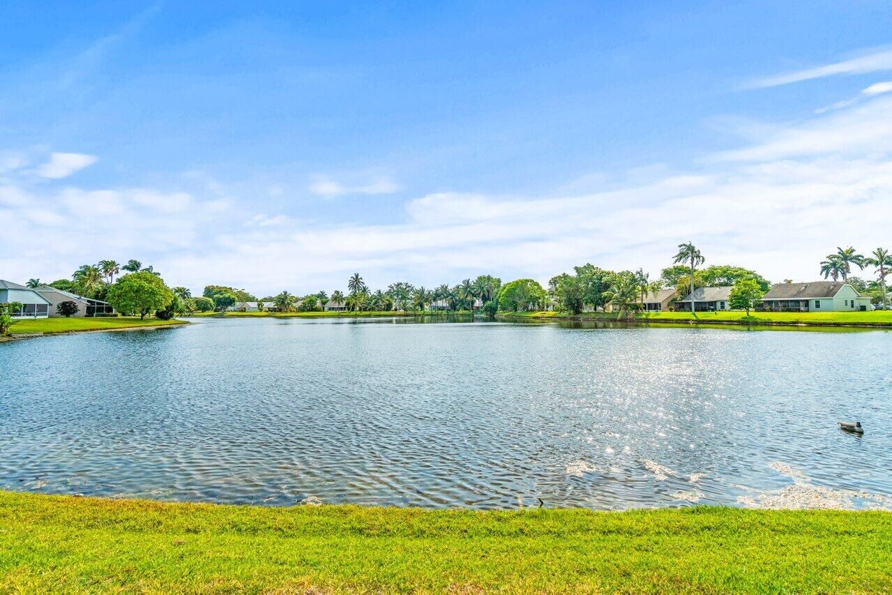 Property Photo:  47 Heather Cove Drive  FL 33436 