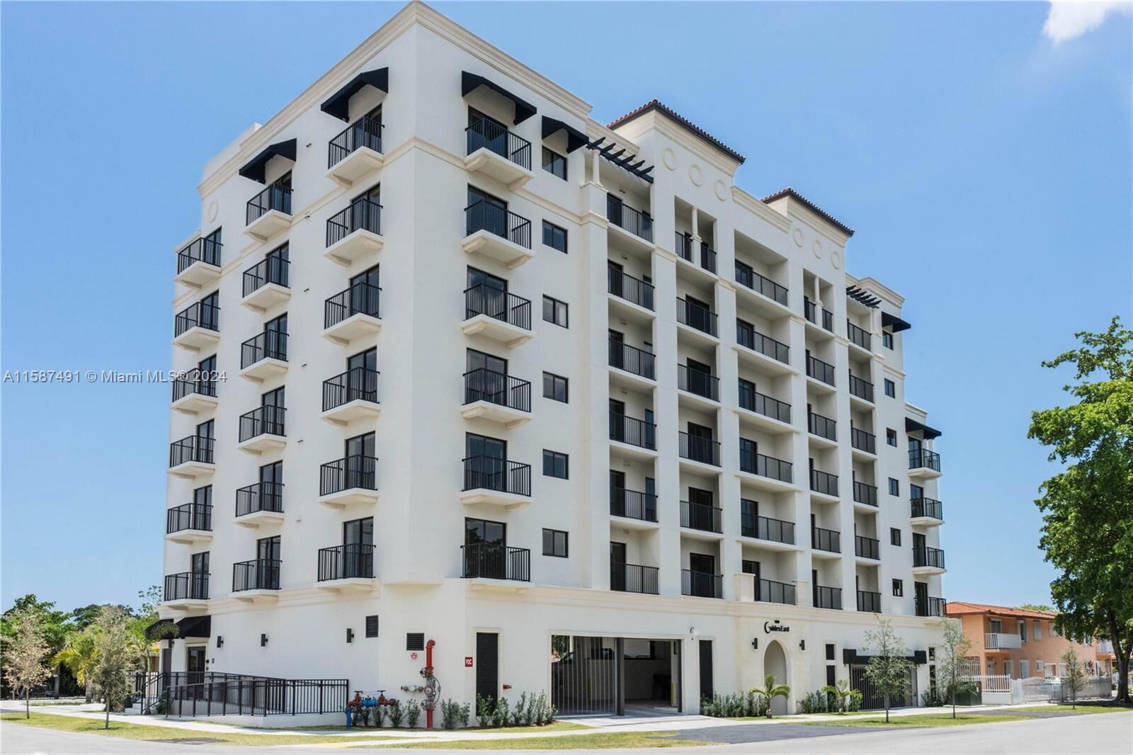Property Photo: 1801 SW 32nd Ave 602 FL 33145