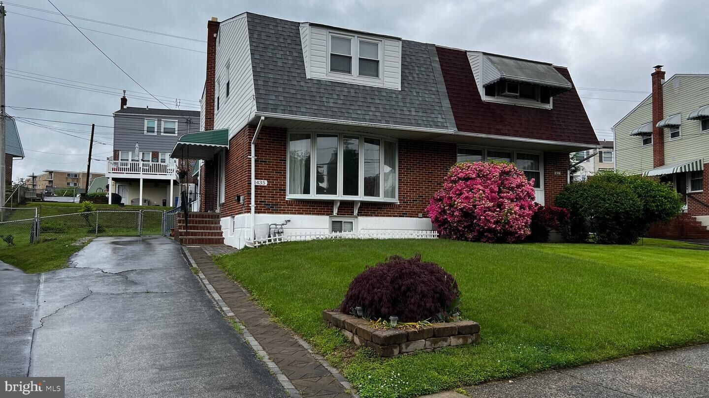 Property Photo: 1435 Michigan Avenue PA 19081