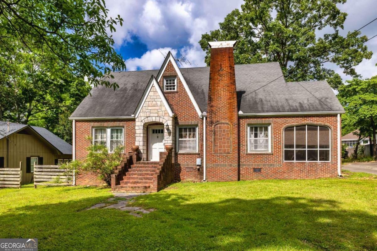 Property Photo: 125 Oak Avenue GA 30117