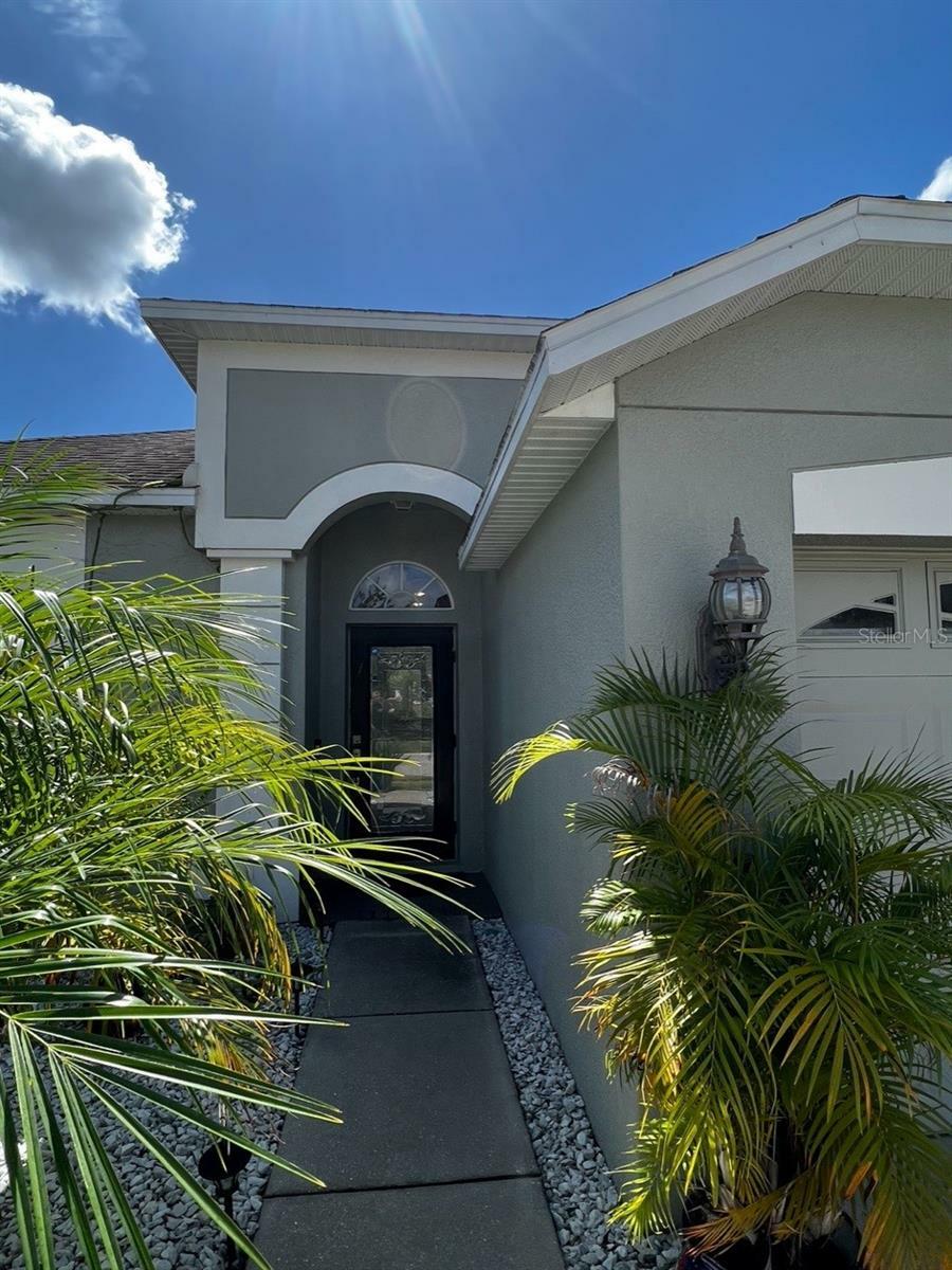 Property Photo:  30618 Palmerston Place  FL 33545 