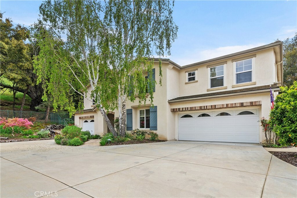 Property Photo:  639 Doe Creek Circle  CA 91320 