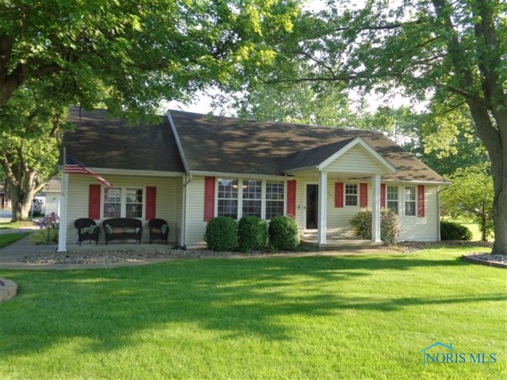 Property Photo:  307 W Forrest Street  OH 45831 