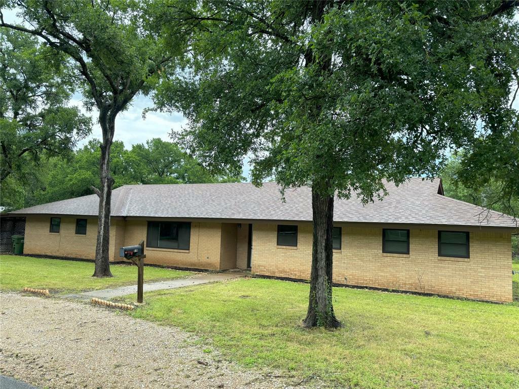 604 Cedar Street  Mineral Wells TX 76067 photo