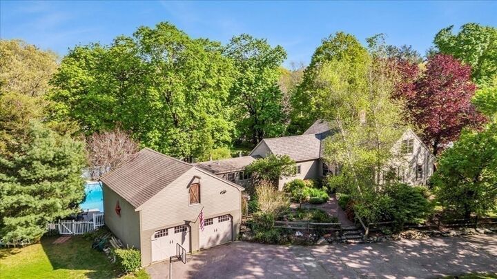 321 Foundry  Easton MA 02375 photo