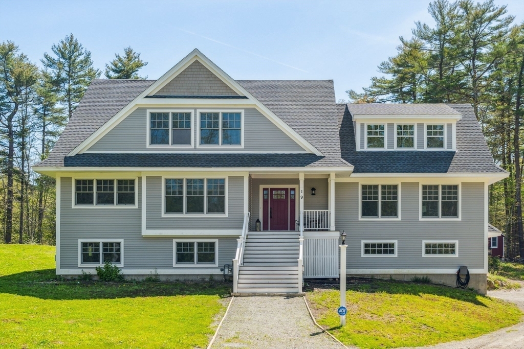 Property Photo:  19 Turtleback Road  MA 01929 