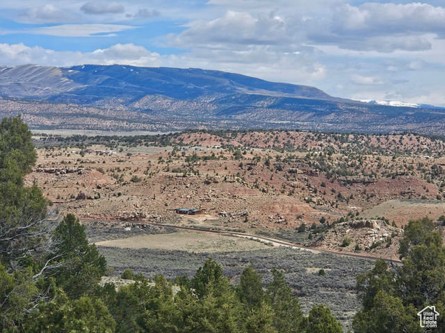 Property Photo:  7129 S Lower Red Creek Rd  UT 84027 