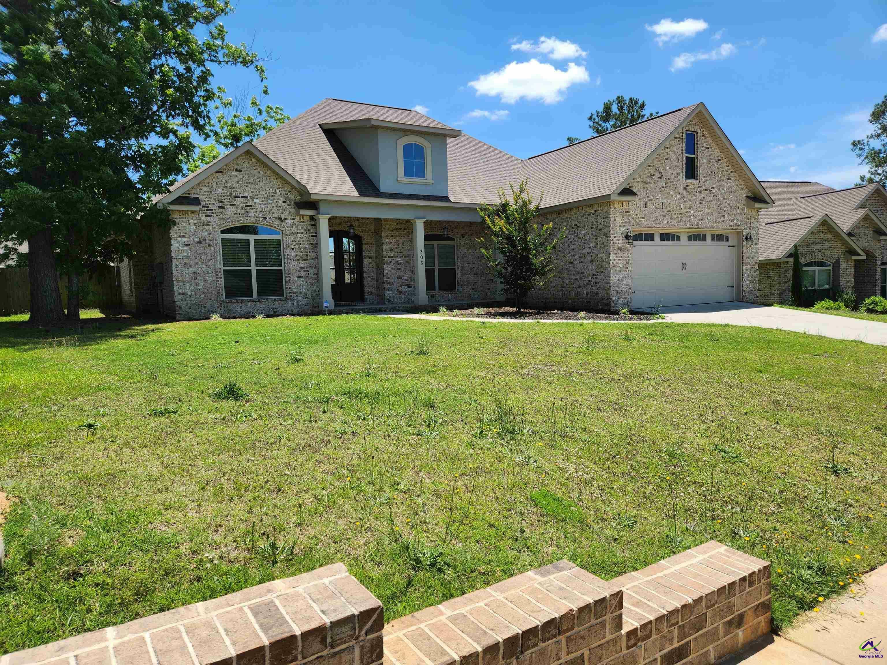 Property Photo:  305 Hawks Nest Drive  GA 31047 