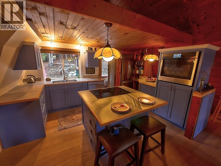 Property Photo: 1608 Zwicky Road BC V0G 1M0