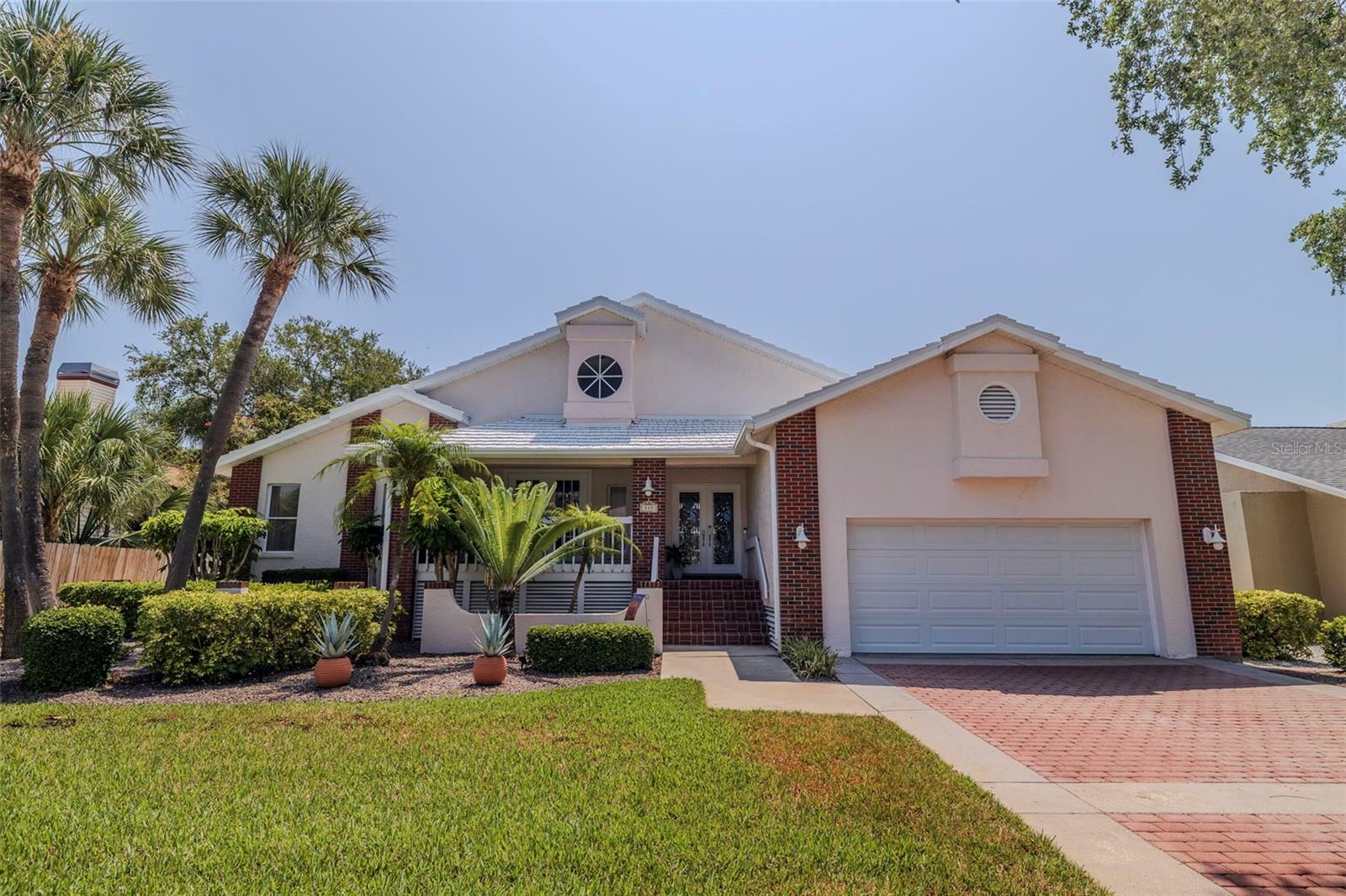 Property Photo:  845 3rd Avenue S  FL 33715 