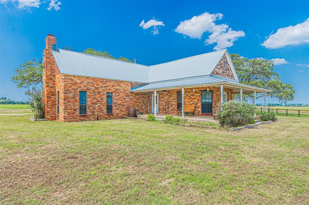 Property Photo:  170 County Road 265  TX 76442 