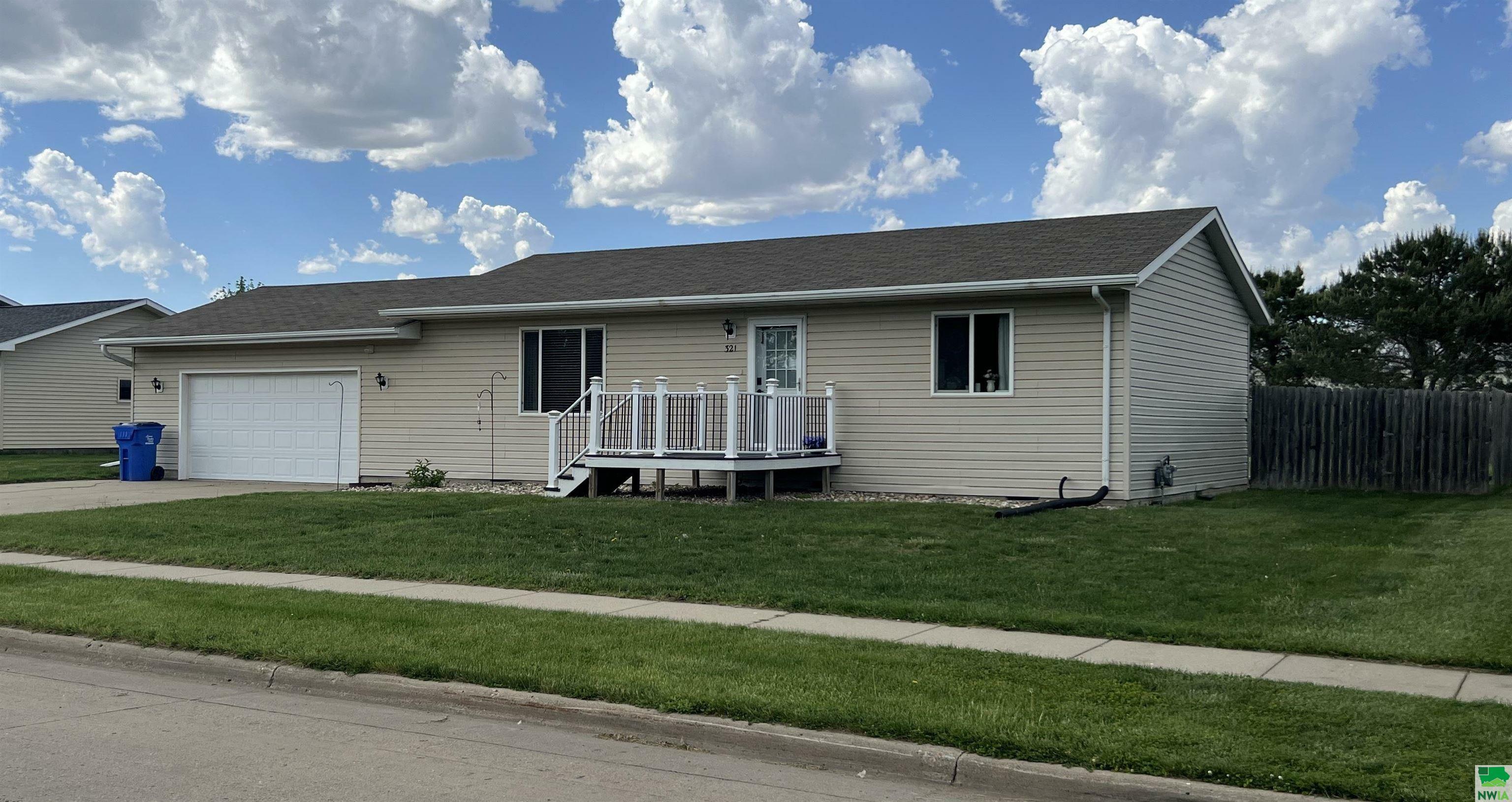 Property Photo:  321 W Duke  SD 57069 