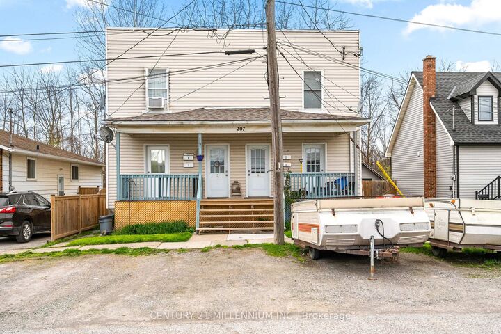 207 Beaver Street  Thorold ON L2V 1B8 photo