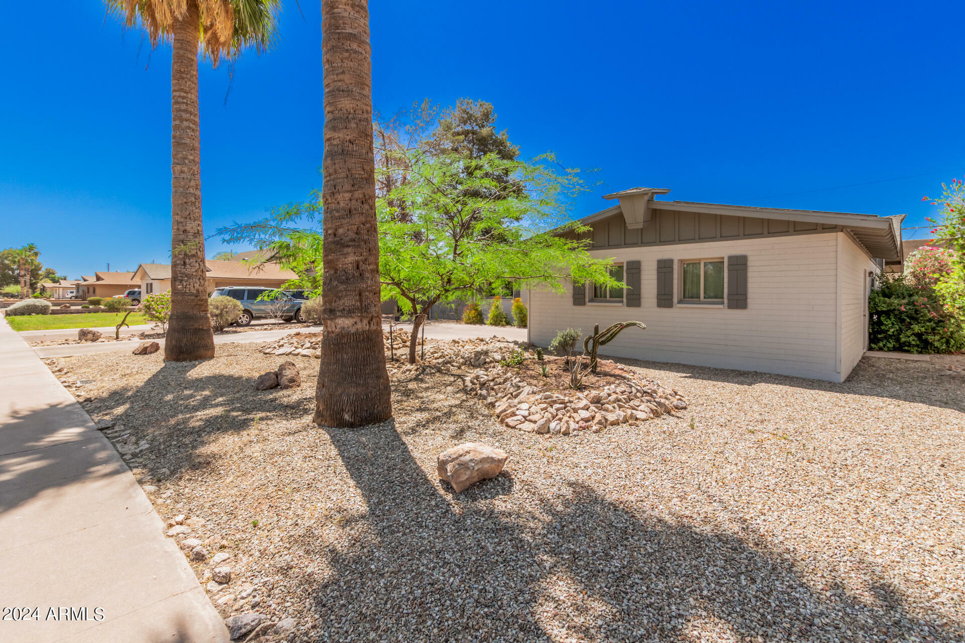 Property Photo:  131 E Riviera Drive  AZ 85282 