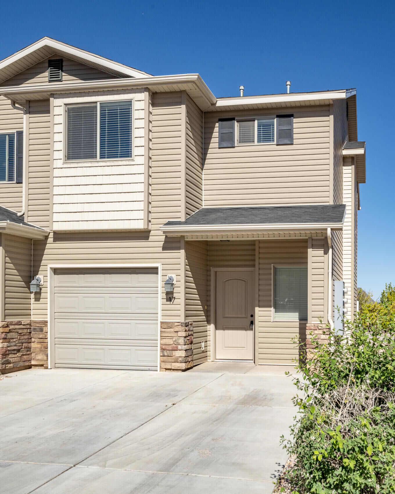 Property Photo:  1677 N Main  UT 84721 