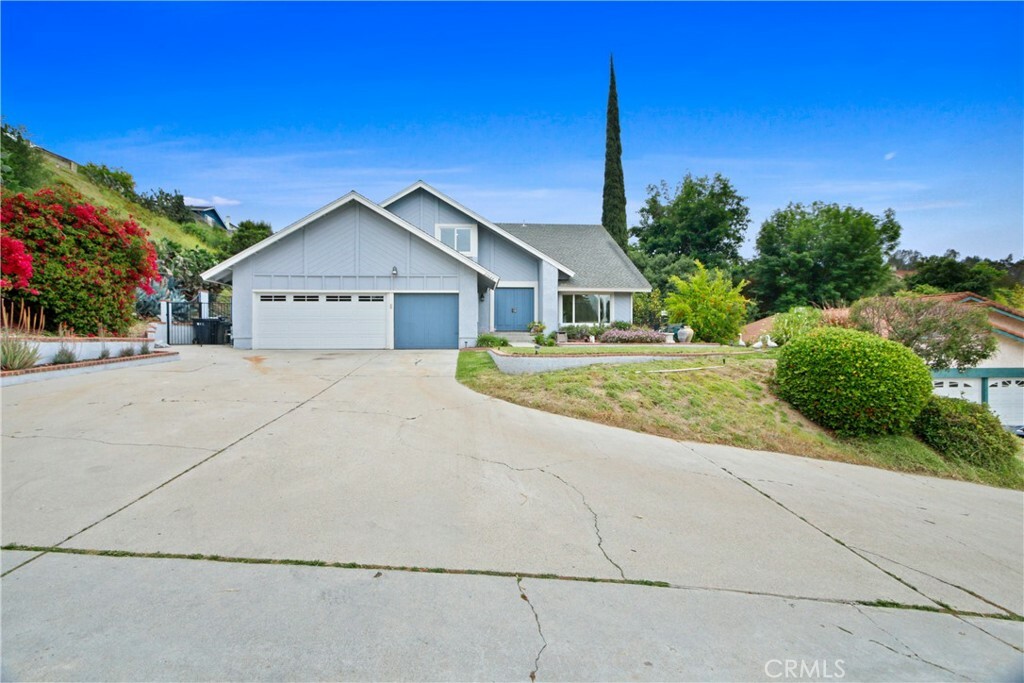Property Photo:  23644 Via Rancho Drive  CA 91765 