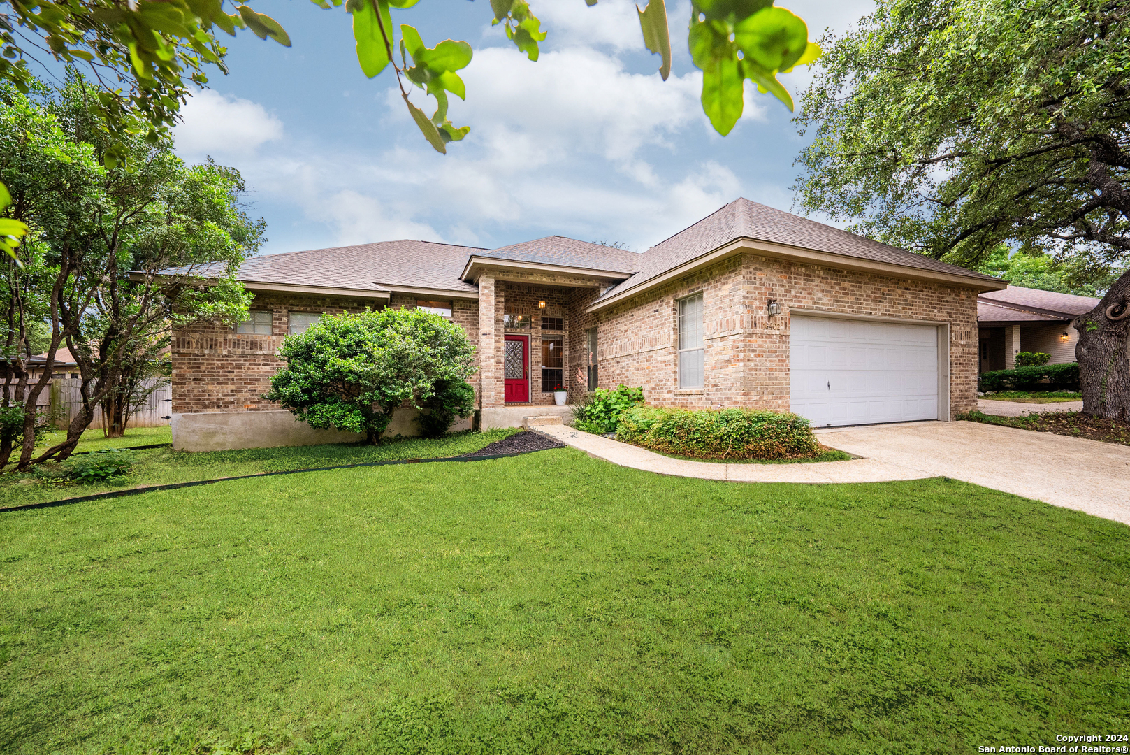 Property Photo:  16402 Gemstone  TX 78232 