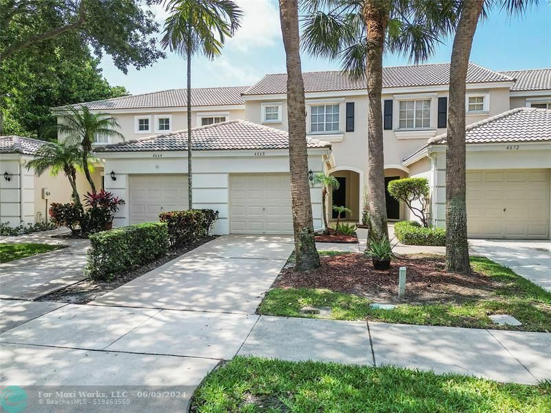 Property Photo:  4668 Palmbrooke Cir 4668  FL 33417 