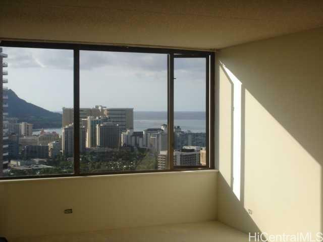 Property Photo:  411 Hobron Lane 3505  HI 96815 