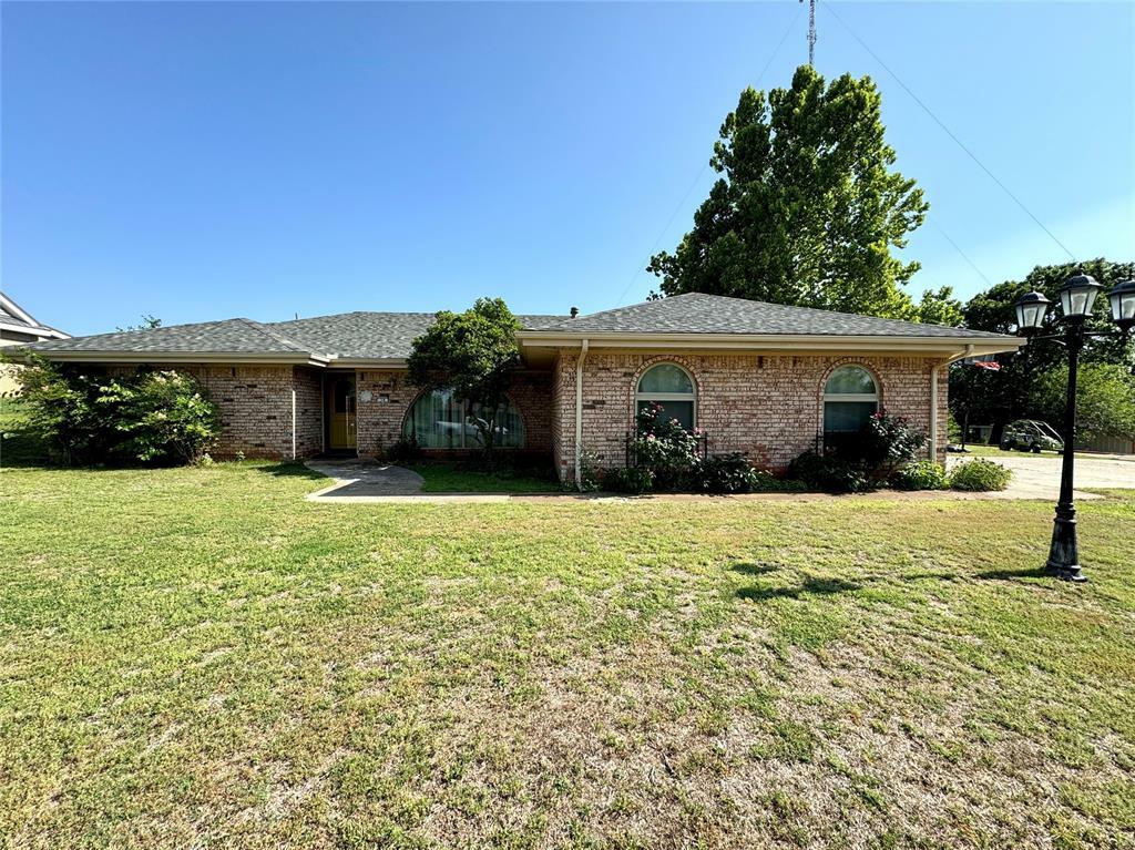 Property Photo:  14 Cherry Drive  OK 73018 