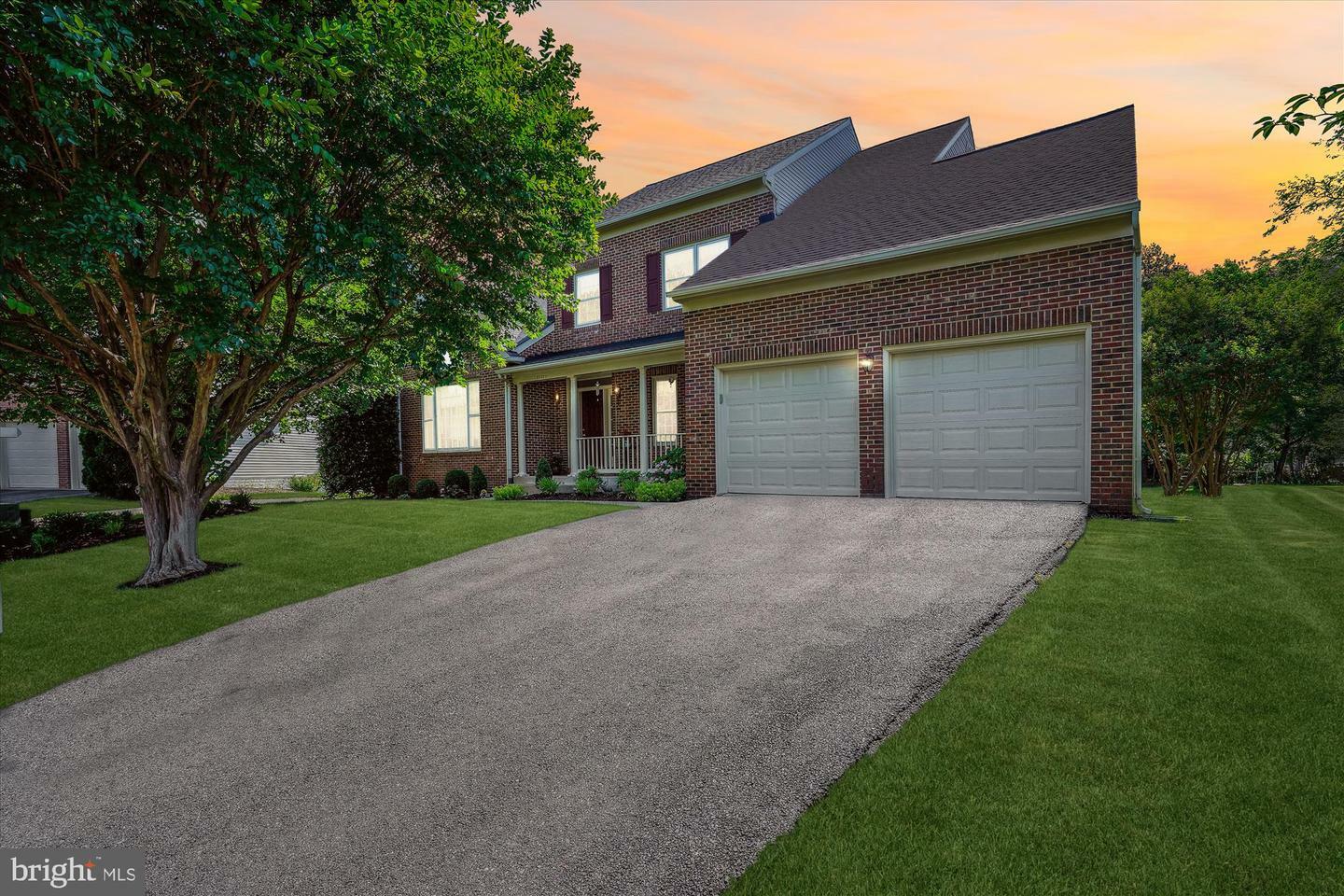 Property Photo: 13920 Leeton Circle VA 20151