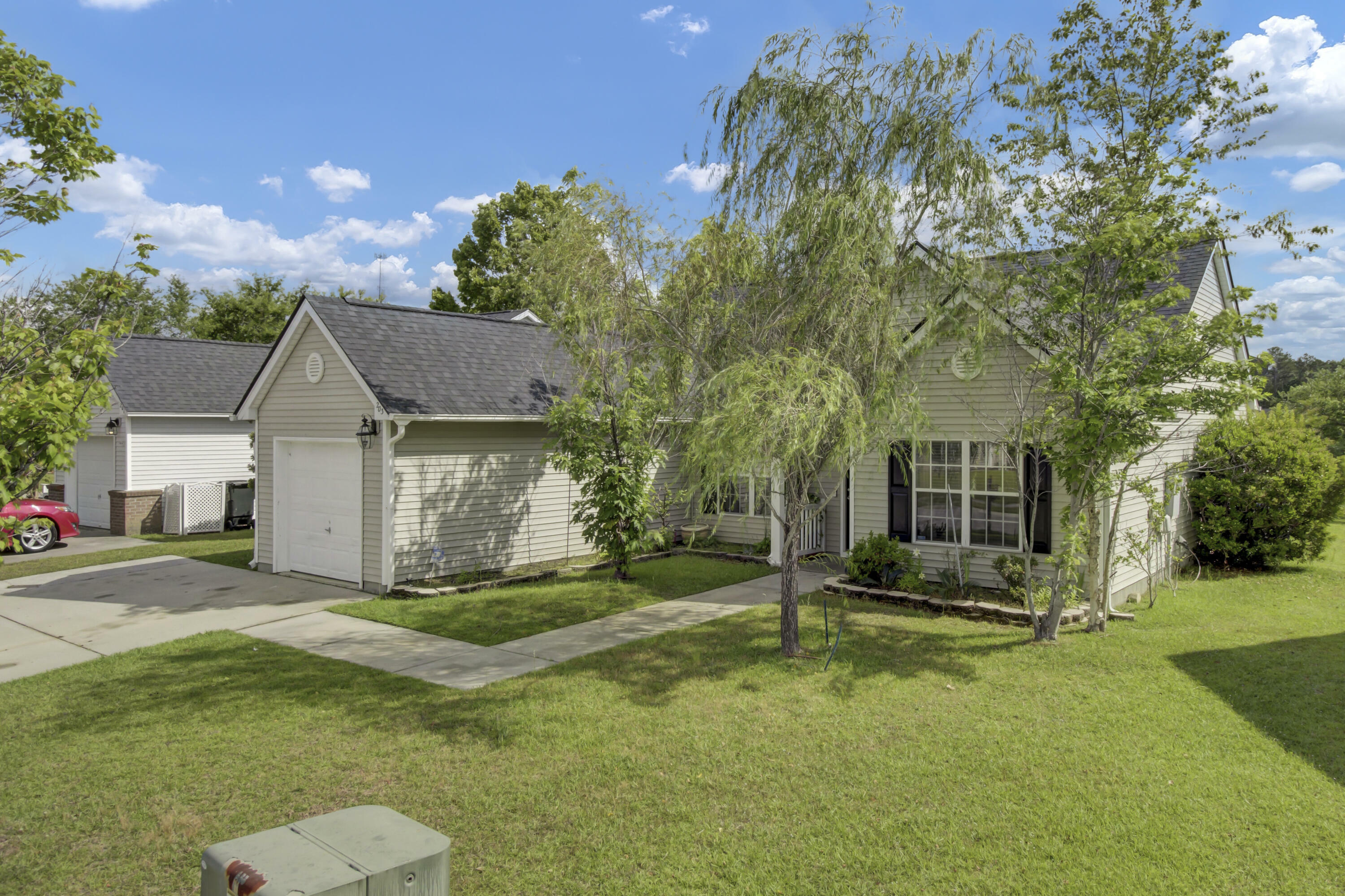 203 Delafield Drive  Summerville SC 29483 photo