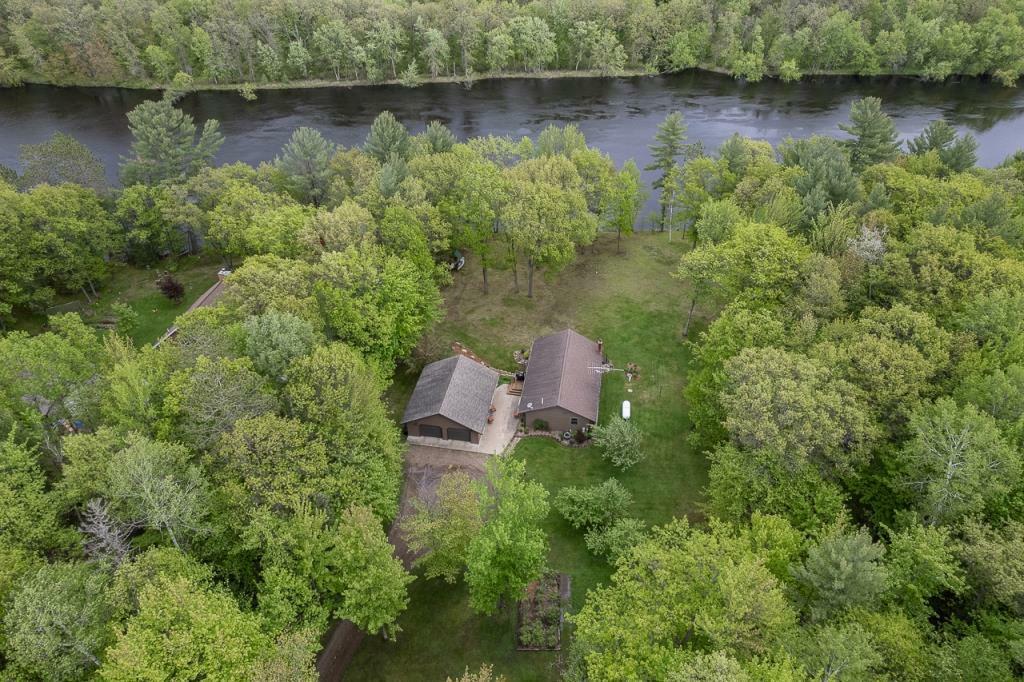 Property Photo:  N8672 River Oaks Drive  WI 54487 