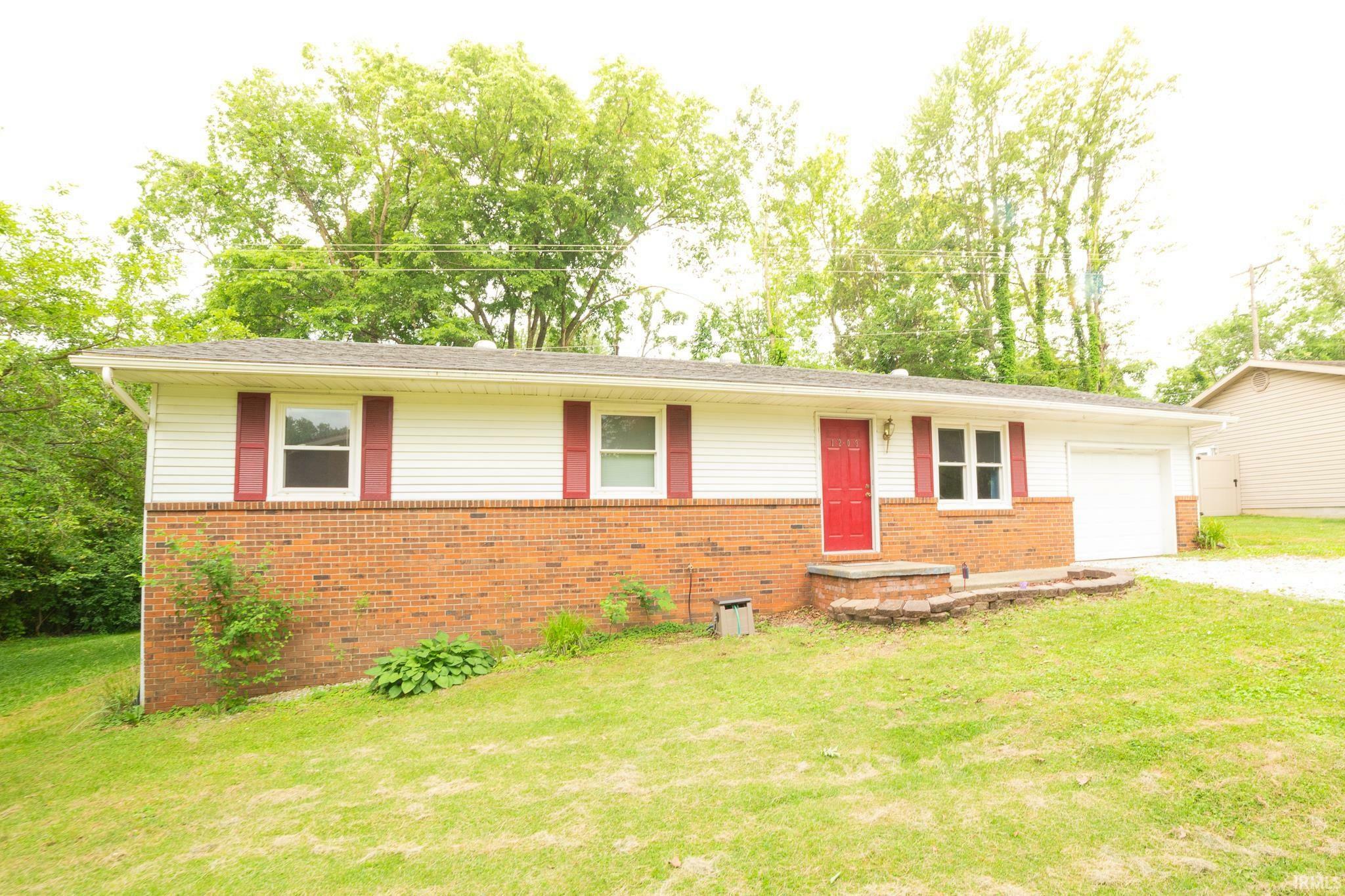 Property Photo:  1203 Parkwood Drive  IN 47601 