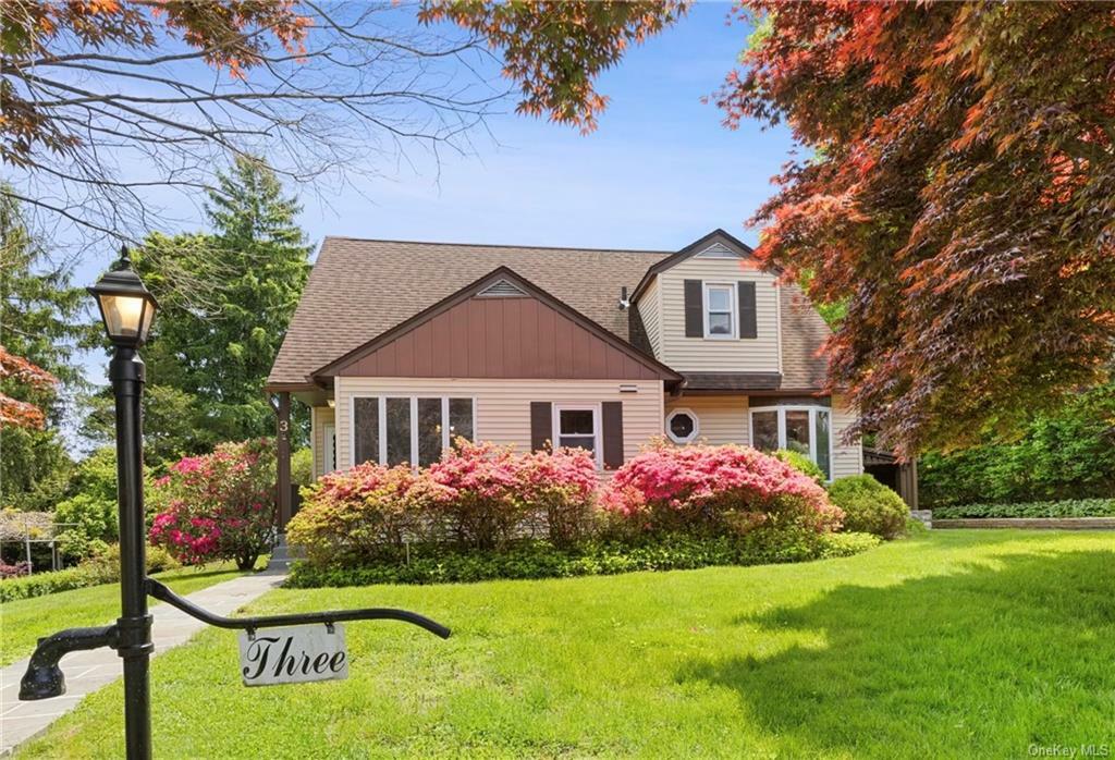 Property Photo:  3 Tudor Place  NY 10530 