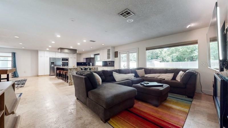 Property Photo:  6031 Ardele Court  FL 32703 