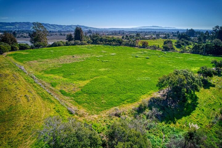 Property Photo: 571 Calabasas Road CA 95076