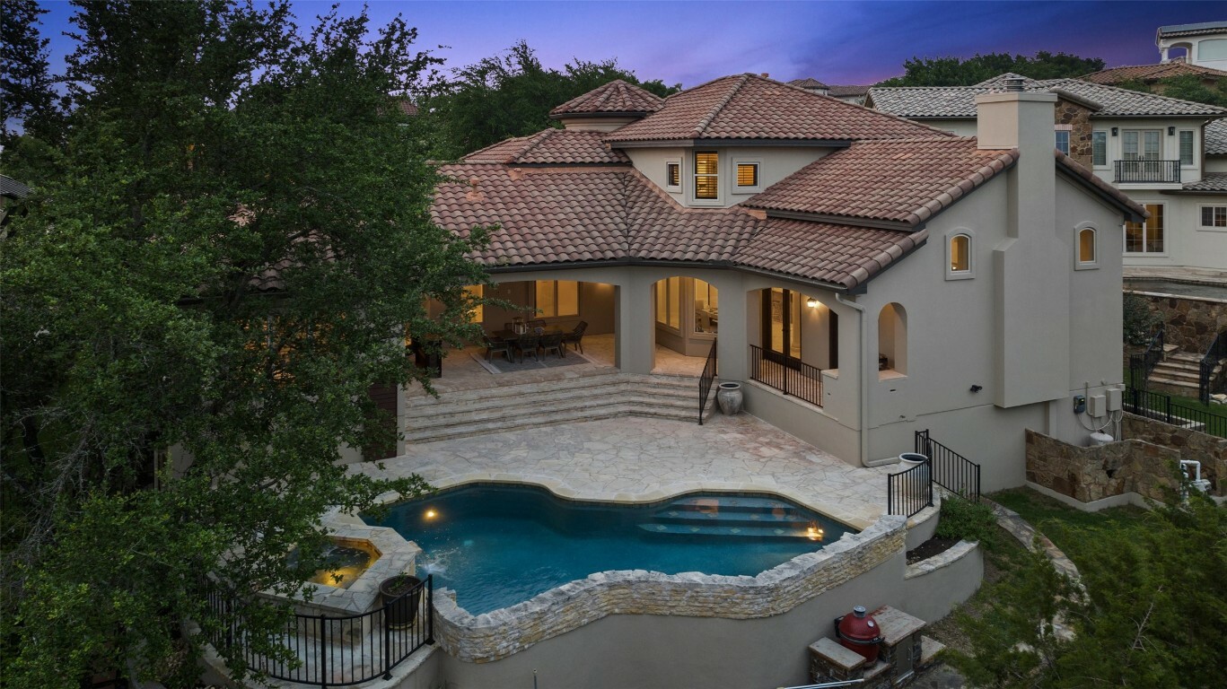 Property Photo:  2013 Sea Eagle View  TX 78738 