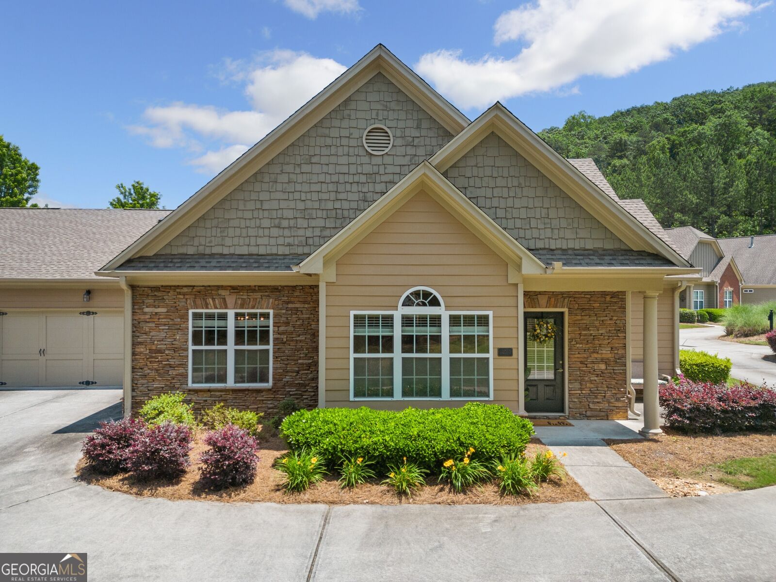 Property Photo:  242 Glens Loop  GA 30188 