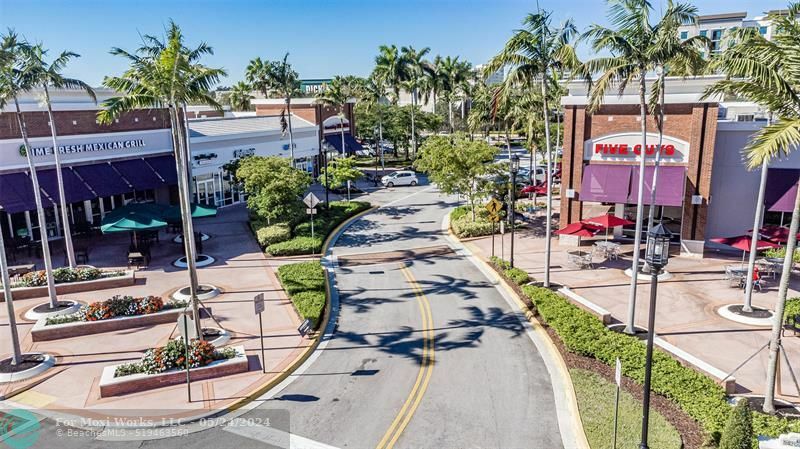 Property Photo: 801 S University Dr 35 FL 33324