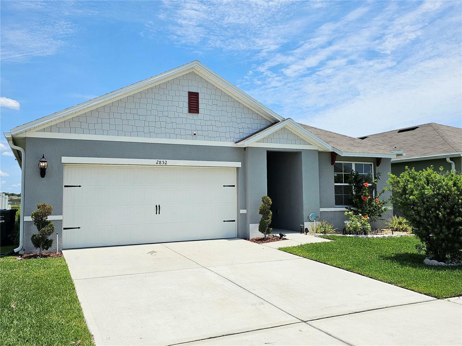 Property Photo:  2852 Grandbury Grove Road  FL 33811 