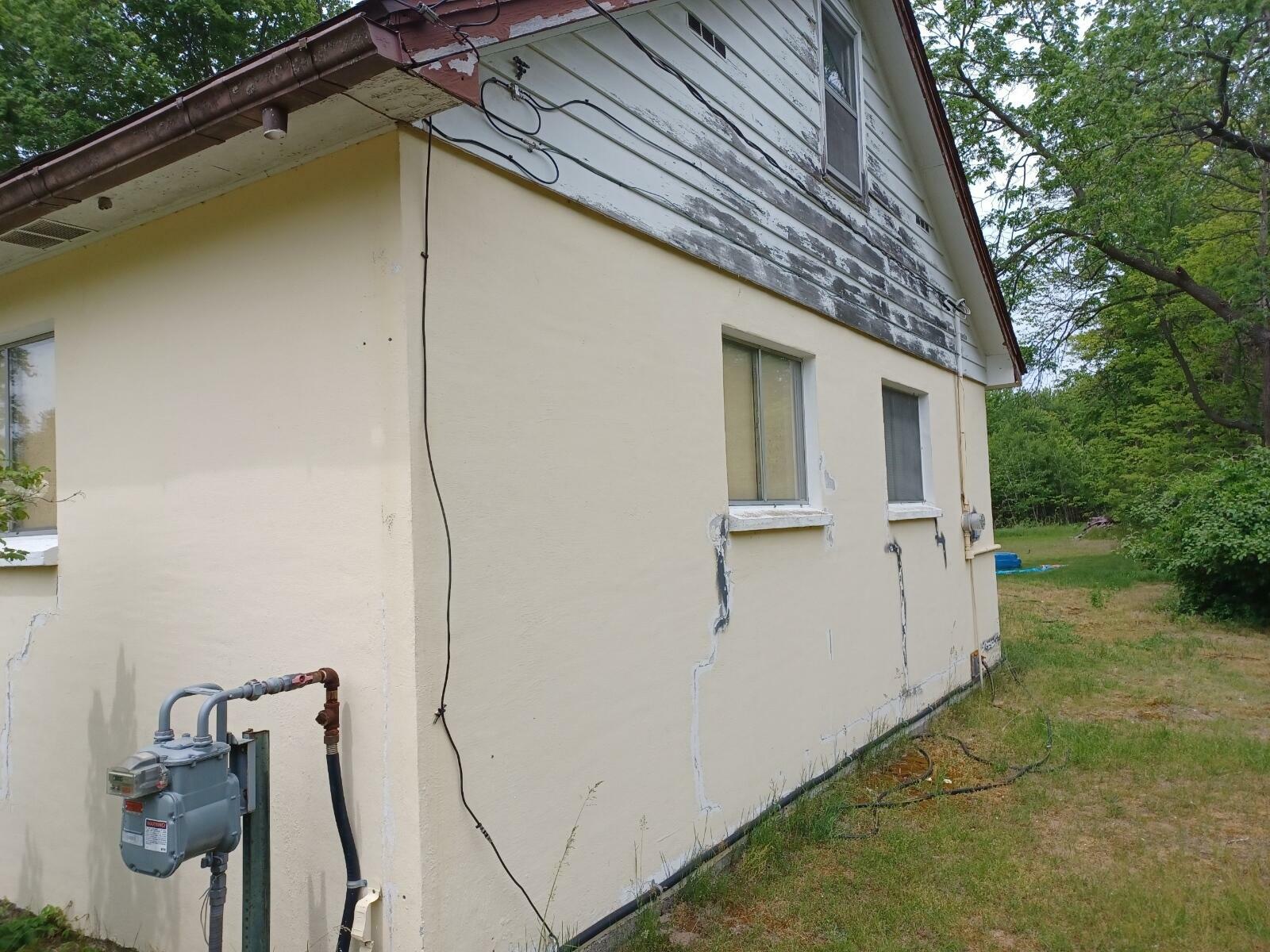 Property Photo:  198 E Farr Road  MI 49444 