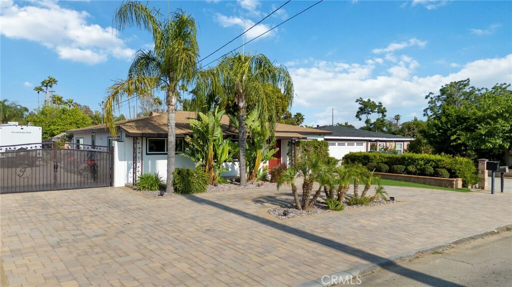 Property Photo:  4685 Jones Avenue  CA 92505 