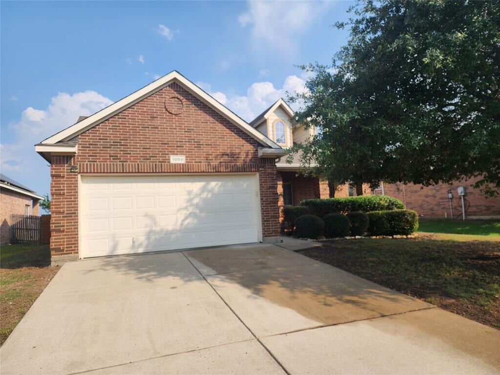 Property Photo:  1009 Vista View Drive  TX 76028 