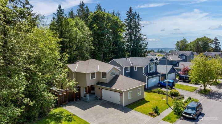 Property Photo:  8302 1st Place SE  WA 98258 