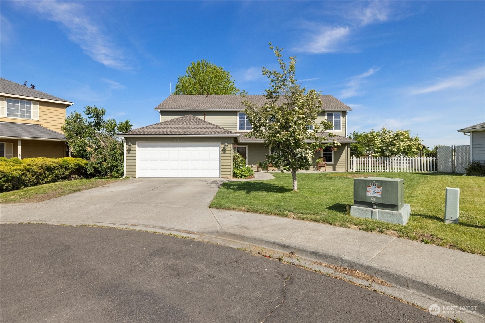 Property Photo:  367 NE Kingwood Place  WA 99324 