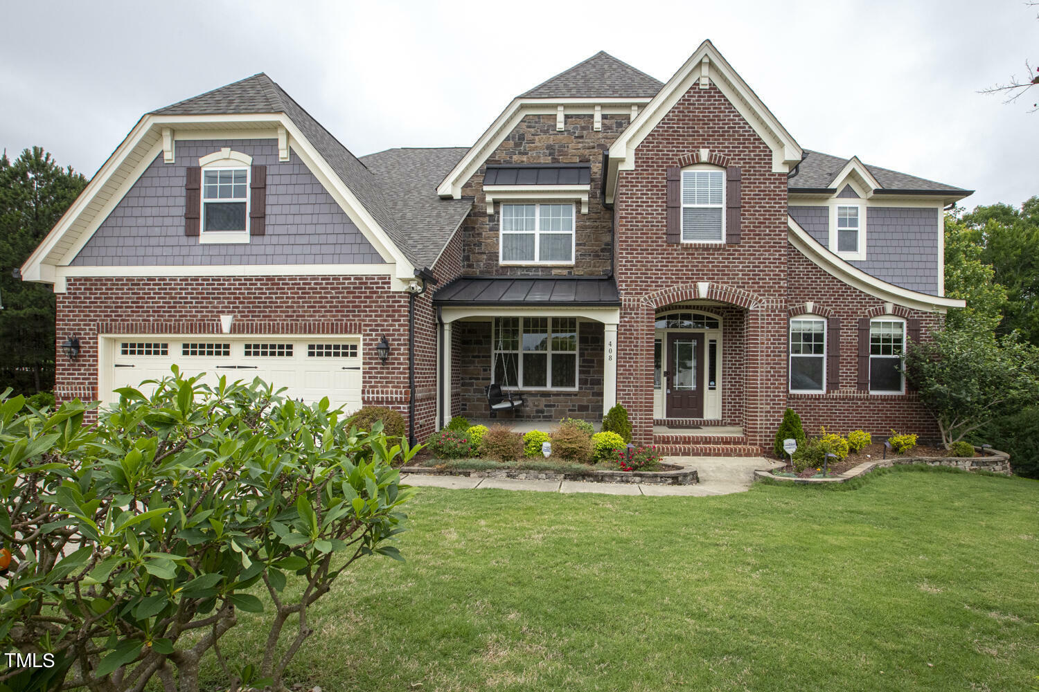 Property Photo:  408 Cole Crest Court  NC 27513 