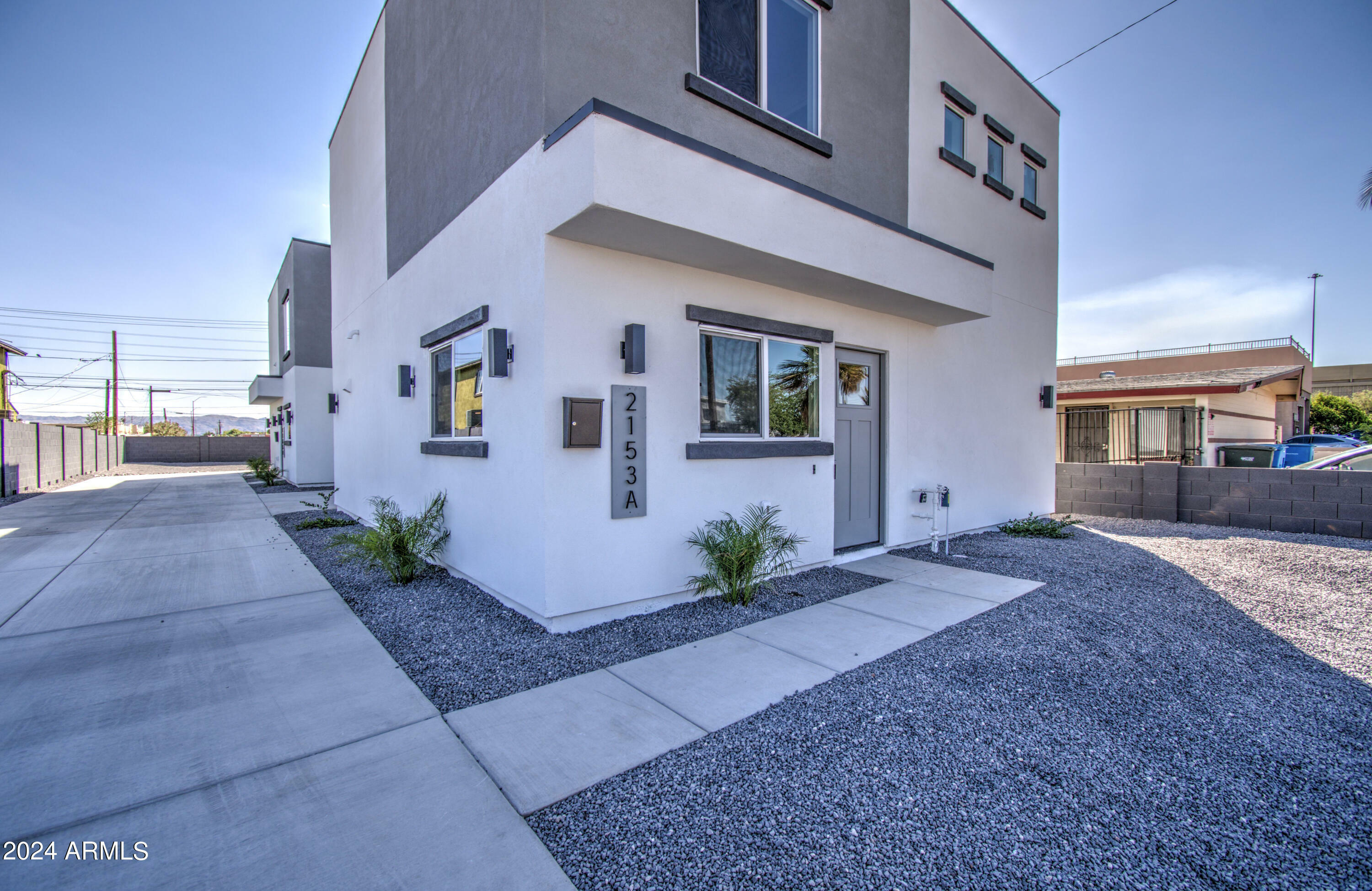 Property Photo:  2153 E Taylor Street  AZ 85006 