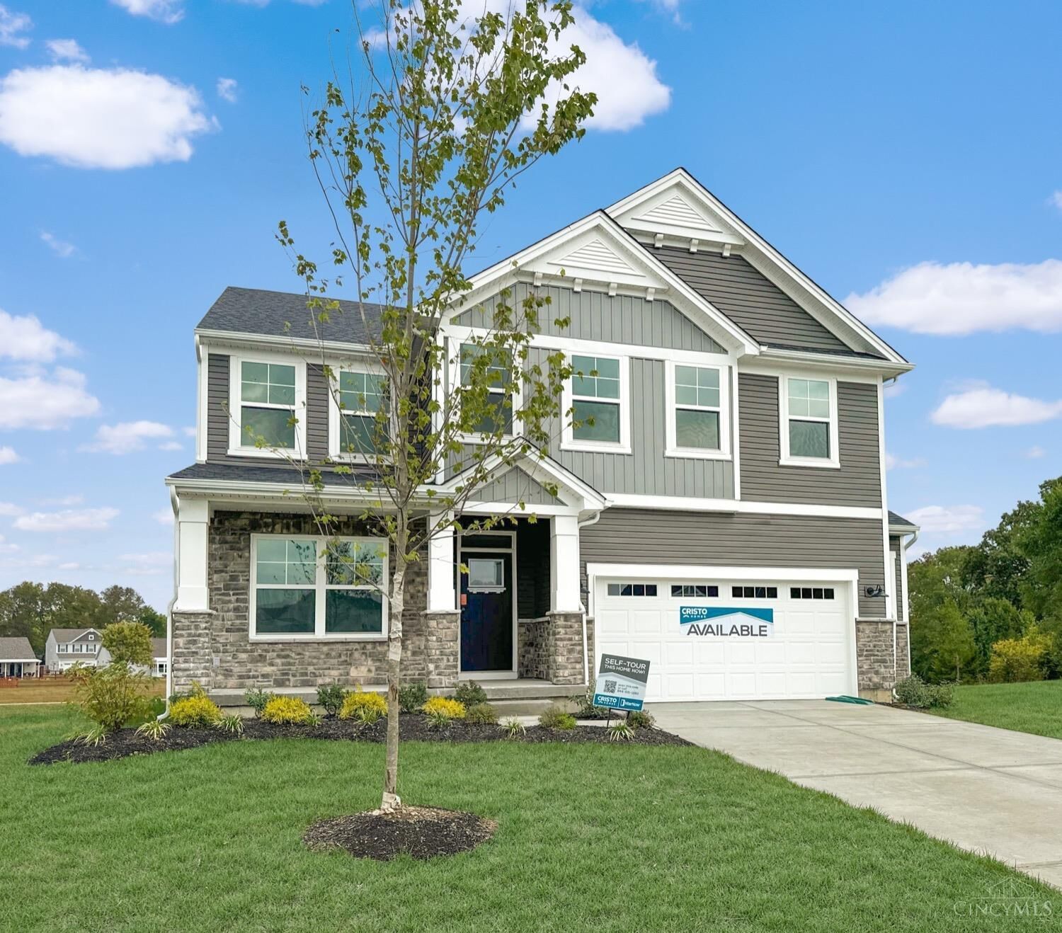 Property Photo: 1320 Ellington Court OH 45005