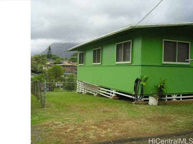 45-592 B Paleka Road B  Kaneohe HI 96744 photo