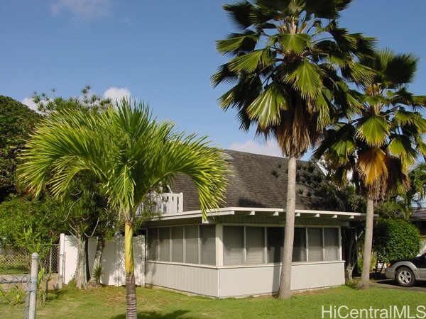 Property Photo:  
