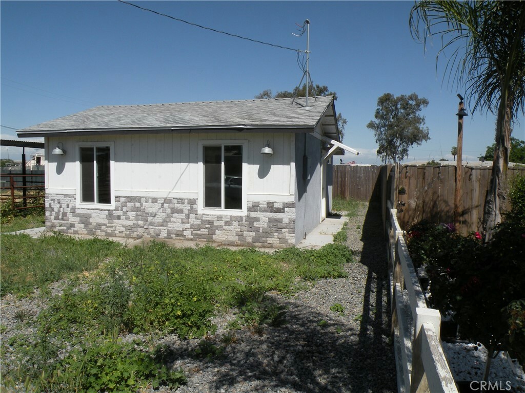 Property Photo:  9893 Vista Avenue  CA 93230 