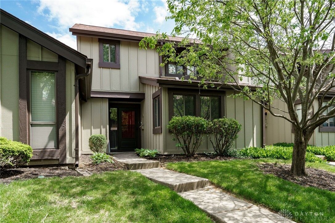 Property Photo: 6122 Single Tree Lane 182 OH 45459