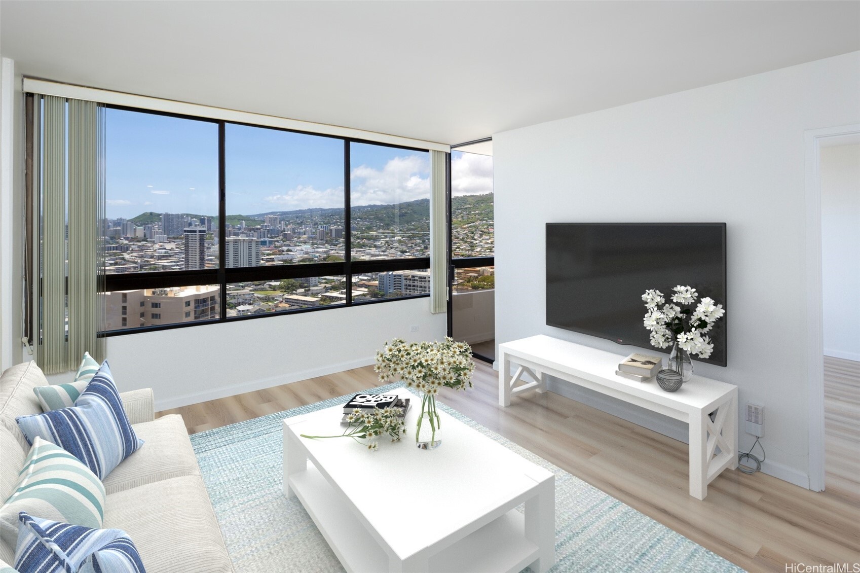 Property Photo: 2499 Kapiolani Boulevard 2806 HI 96826
